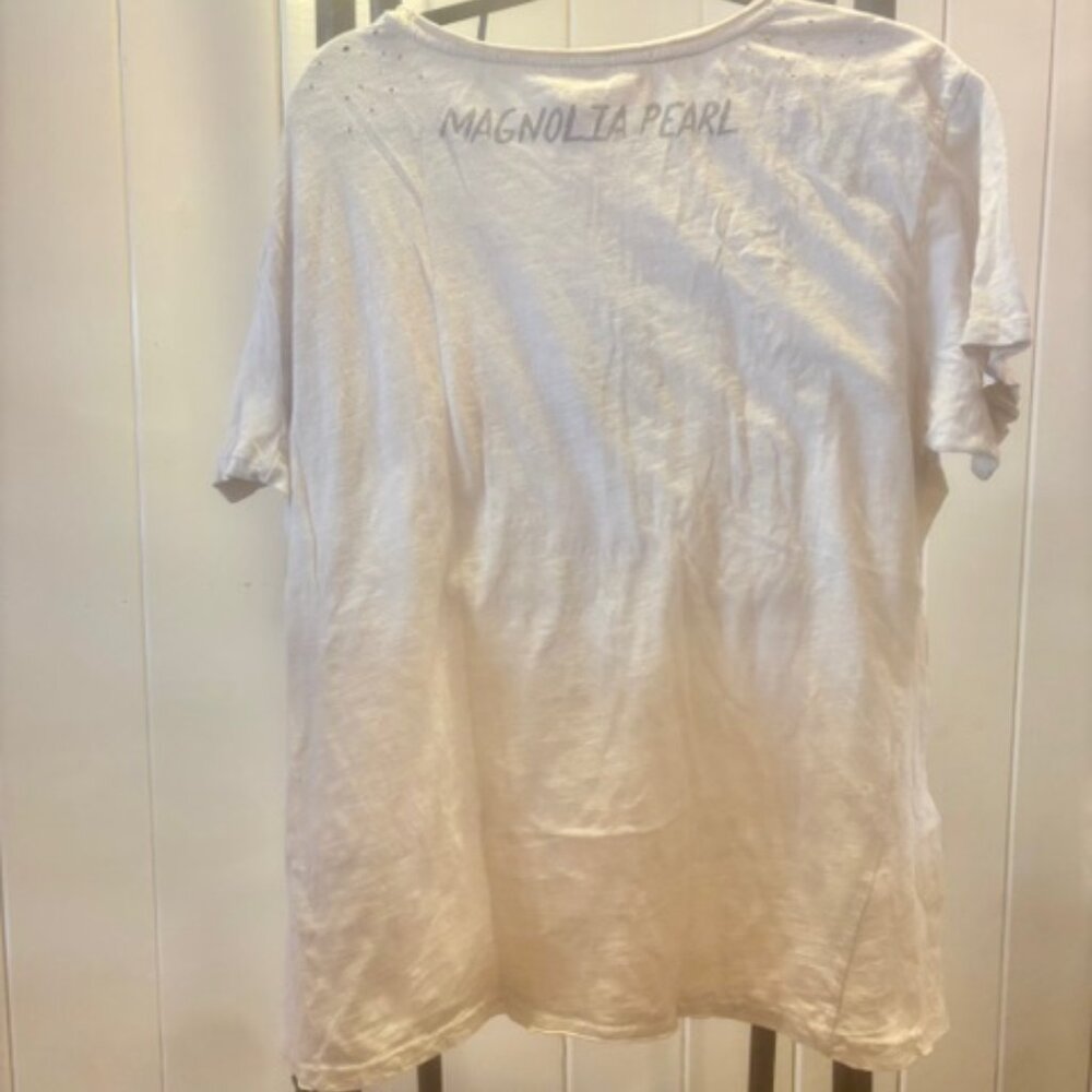 Magnolia Pearl Lovers Gonn Love T, Boyfriend Cut - Picture 3 of 5